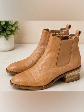 Django & Juliette Tan Leather Chelsea Ankle Boots Size 39 Clear Heel